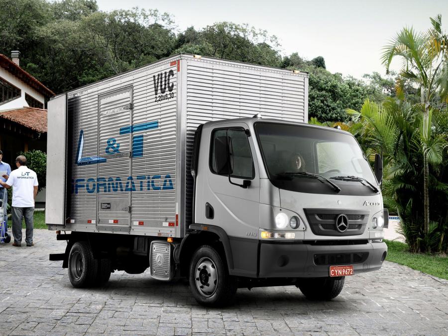  Mercedes-Benz Accelo 815 2011 года  (фото 2 из 9)